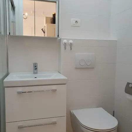 דירה Alex - Sea View אופטיה