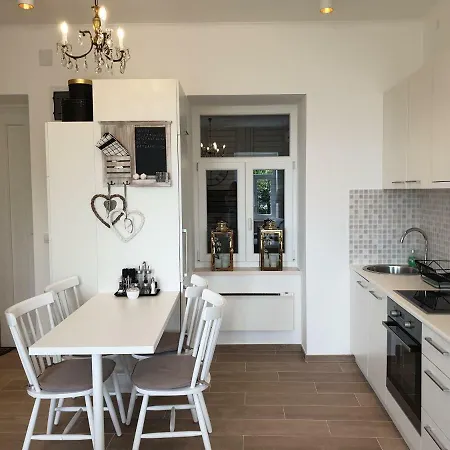 Alex - Sea View אופטיה